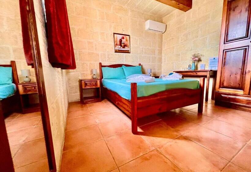 اتاق استاندارد, Grotto's Paradise B&b