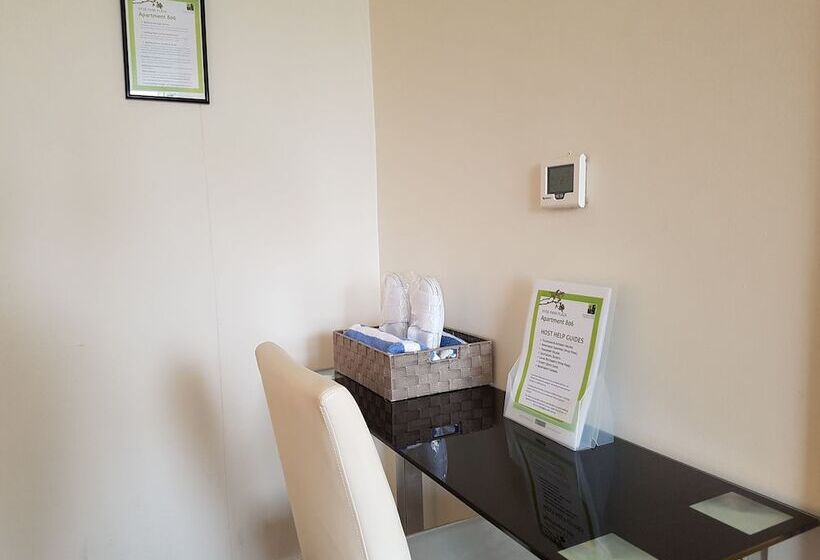 إستوديو كلاسيكى, Sydney Hyde Park Paxsafe Apartments