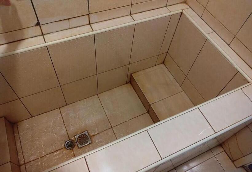 اتاق استاندارد با وان آب گرم, Jin Hua Cold Spring