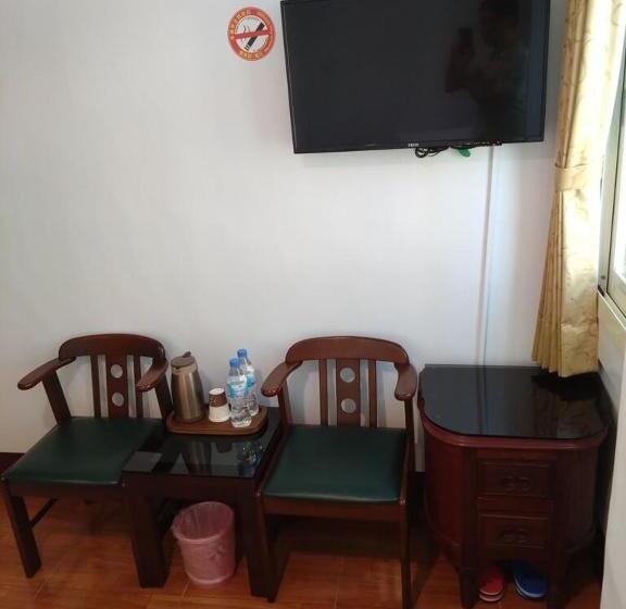 اتاق استاندارد با وان آب گرم, Jin Hua Cold Spring