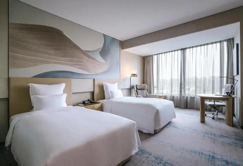 シティビューのデラックスルーム, Pullman Shanghai Qingpu Excellence