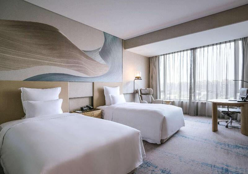 Şehir Manzaralı Delüks Oda, Pullman Shanghai Qingpu Excellence