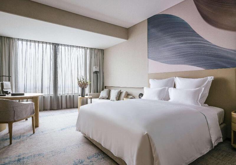 Şehir Manzaralı Lüks Oda, Pullman Shanghai Qingpu Excellence