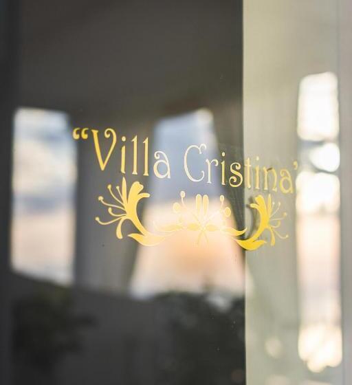 豪华海景房带阳台, B&b Villa Cristina