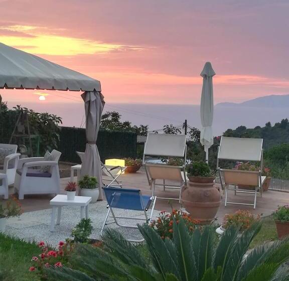 חדר דלוקס עם מרפסת, B&b Villa Cristina