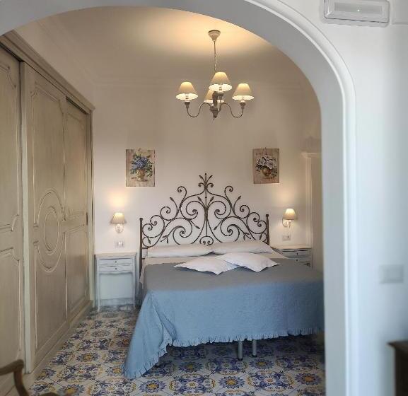 חדר דלוקס עם מרפסת, B&b Villa Cristina