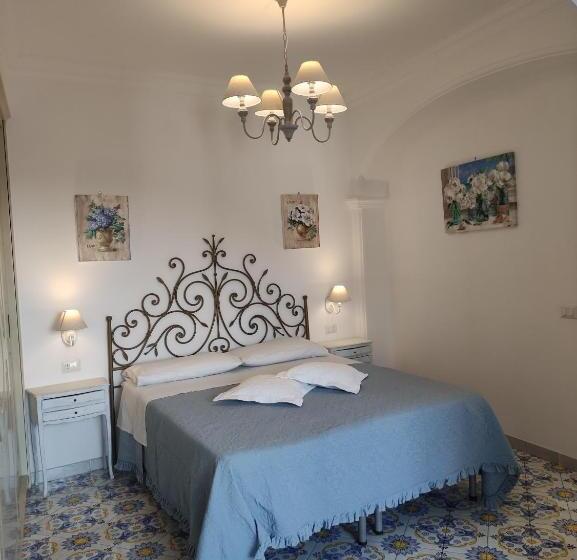 חדר דלוקס עם מרפסת, B&b Villa Cristina