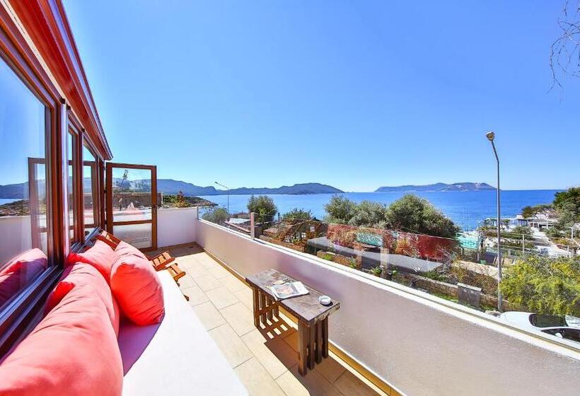 Cameră Deluxe cu Vedere la Mare, No37