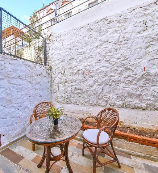 Cameră Standard cu Balcon, No37