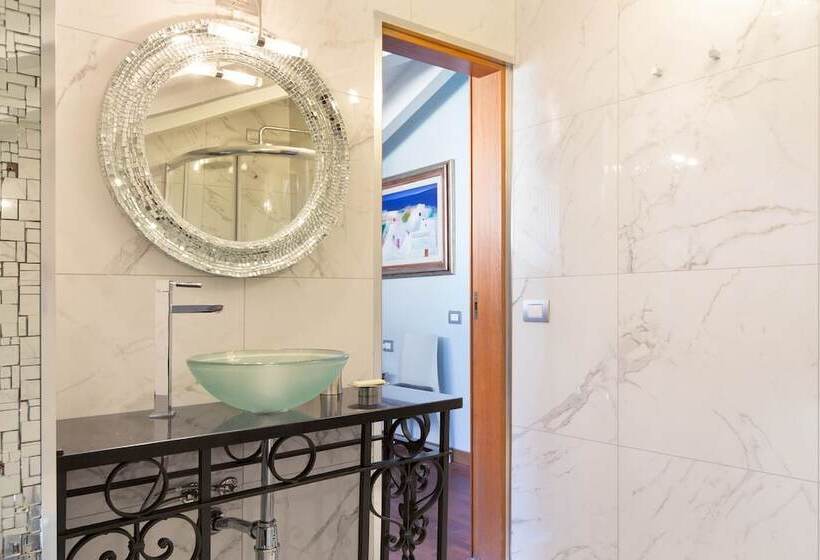 标准间, San Clemente