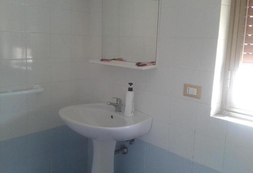 标准间, Villa Midolo