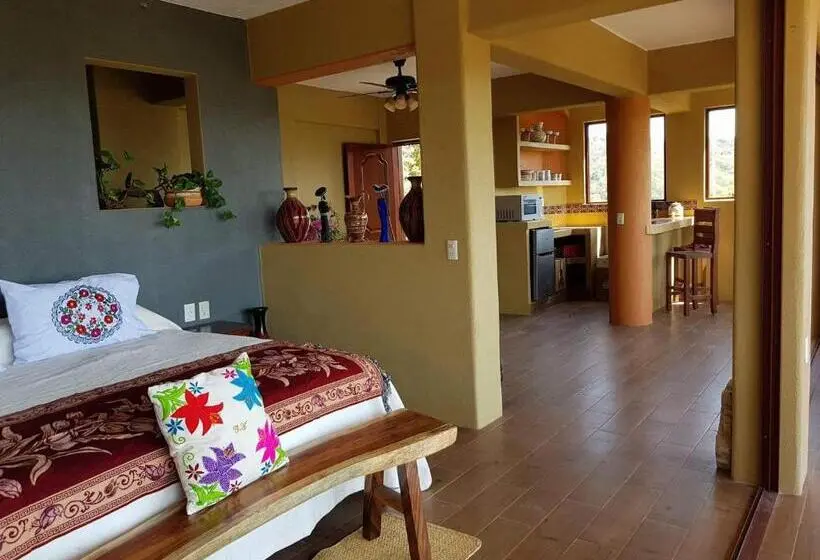 اتاق استاندارد با تخت بزرگ, Casa Arcoiris Zihuatanejo B&b