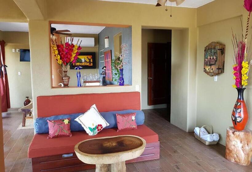 带大床的标准间, Casa Arcoiris Zihuatanejo B&b
