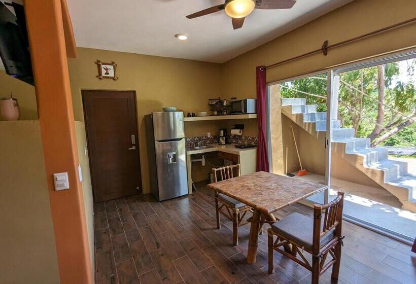 海景标准平房, Casa Arcoiris Zihuatanejo B&b