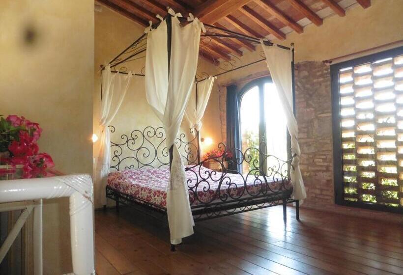 آپارتمان 1 خوابه با تراس, Agriturismo I Pitti