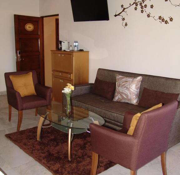 جناح عائلي, Casa Don Quijote