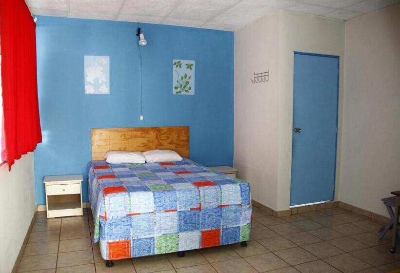 غرفة قياسية, Happy House