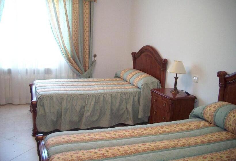 스탠다드 룸, Hostal Cerezo