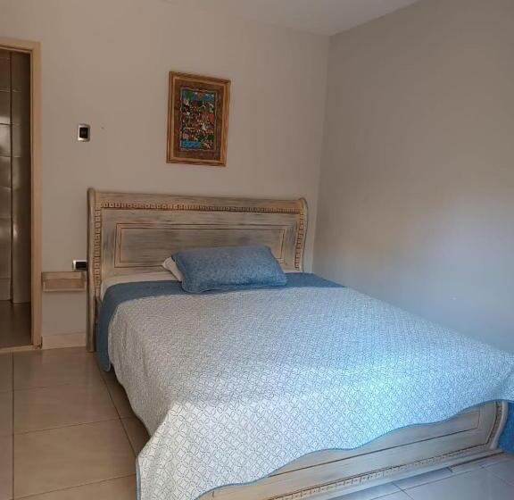 스탠다드 싱글 룸, Prado 53