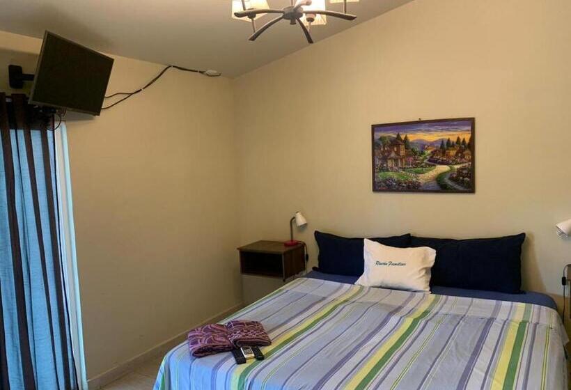 اتاق لوکس خانوادگی, Y Restaurante Rincón Familiar