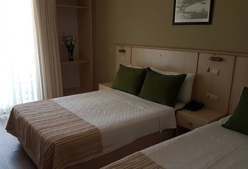 スタンダードトリプルルーム, Ileri Hotel & Apartments