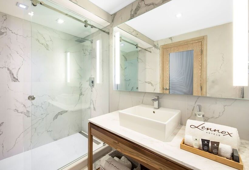 Quarto Estandar Cama Casal, Lennox Miami Beach