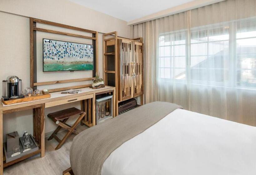 Quarto Superior, Lennox Miami Beach