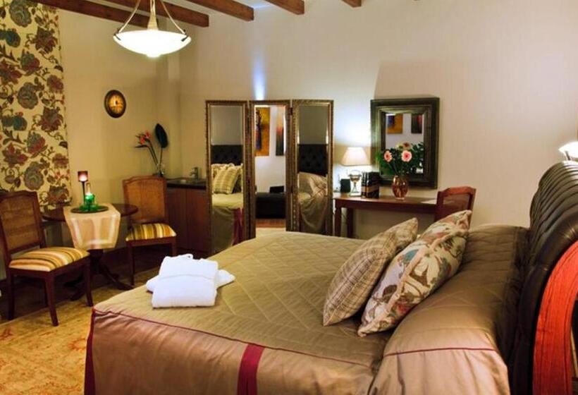 סוויטת ג'וניור, Methexis Boutique