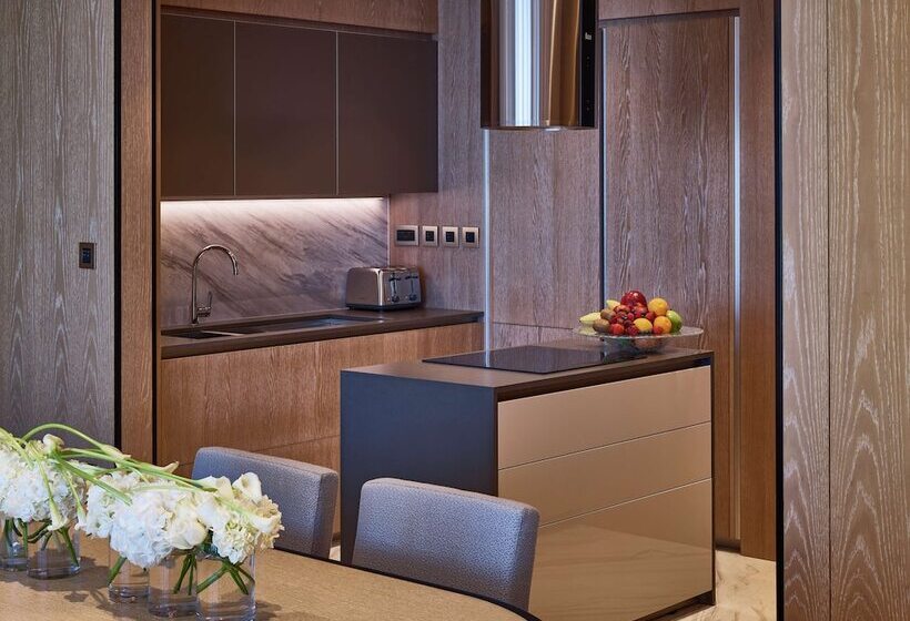 Люкс 2 Спальни, Waldorf Astoria Dubai International Financial Centre