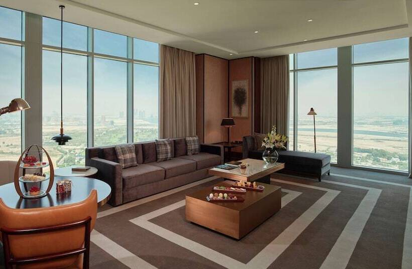 Люкс, Waldorf Astoria Dubai International Financial Centre