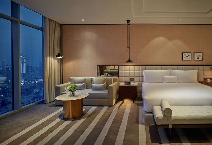 Люкс, Waldorf Astoria Dubai International Financial Centre