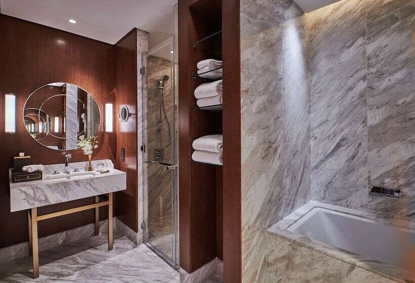 Семейный Номер, Waldorf Astoria Dubai International Financial Centre