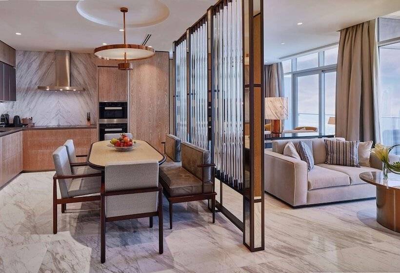 Люкс, Waldorf Astoria Dubai International Financial Centre