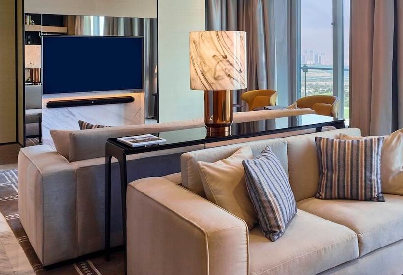Люкс, Waldorf Astoria Dubai International Financial Centre