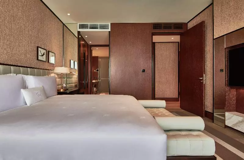 Premium Suite