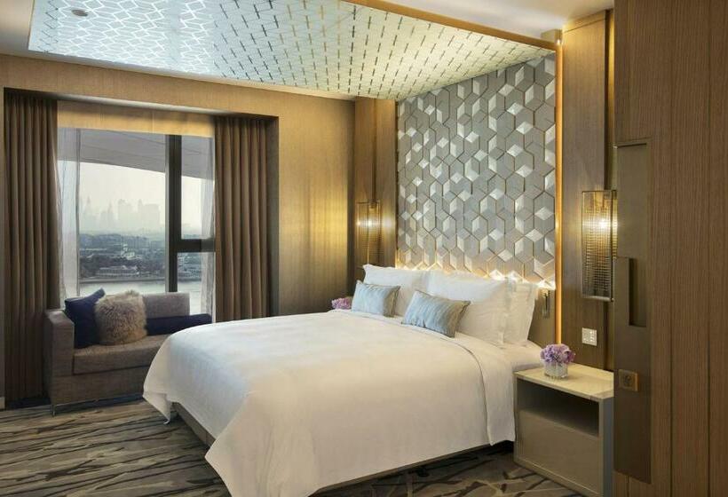 سوئیت رویال, Al Bandar Rotana – Dubai Creek