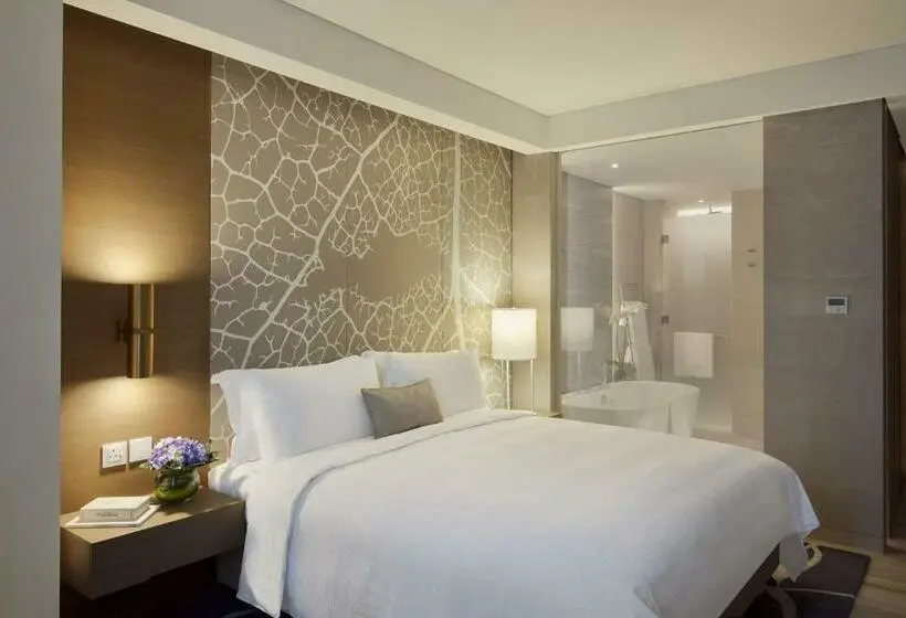 Standard Connecting Room