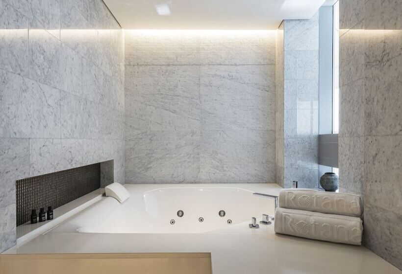 سوئیت رویال, Al Bandar Rotana – Dubai Creek