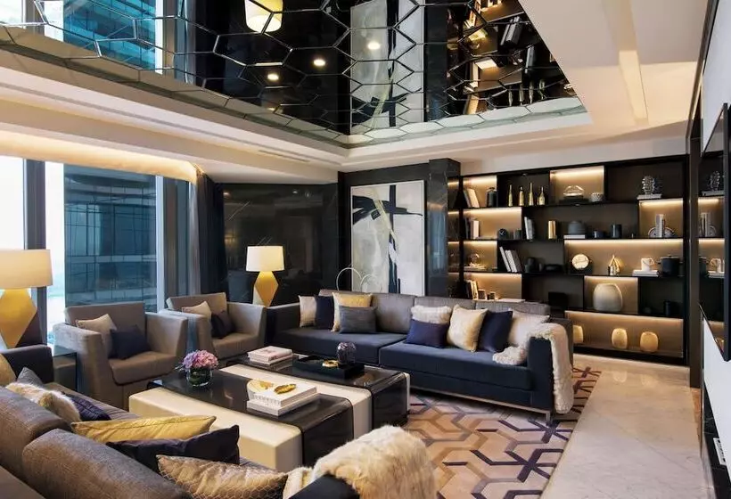 سوئیت رویال, Al Bandar Rotana – Dubai Creek