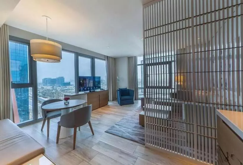 Suite with Views