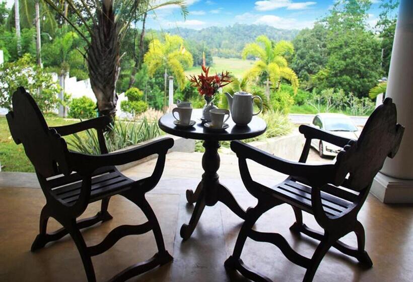 标准房带园景, Fort Edge Retreat