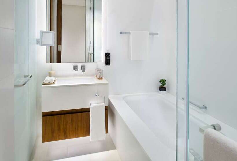 Номер Deluxe, Vida Emirates Hills