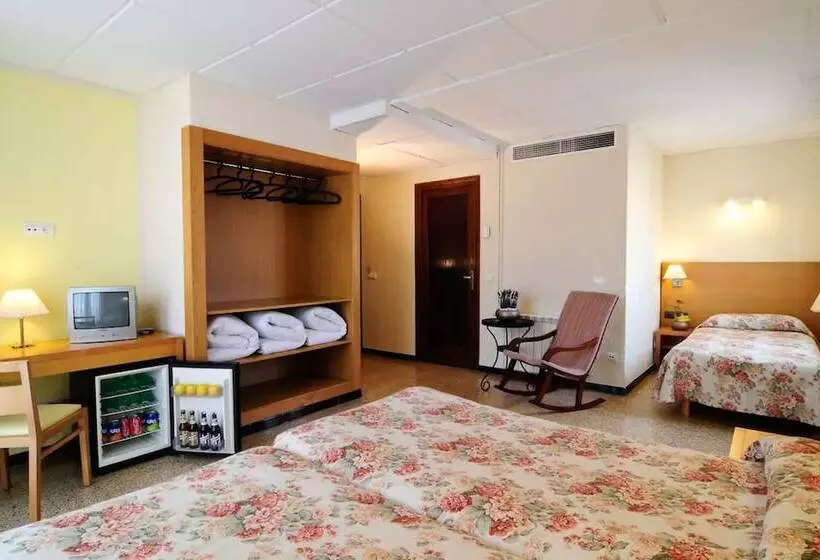 Chambre Familiale, Balear