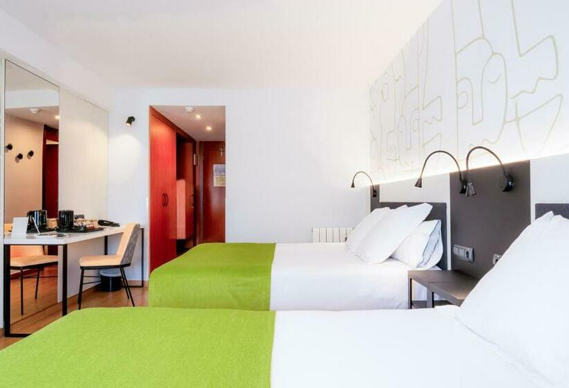 Семейный Номер, Climia Benidorm Plaza