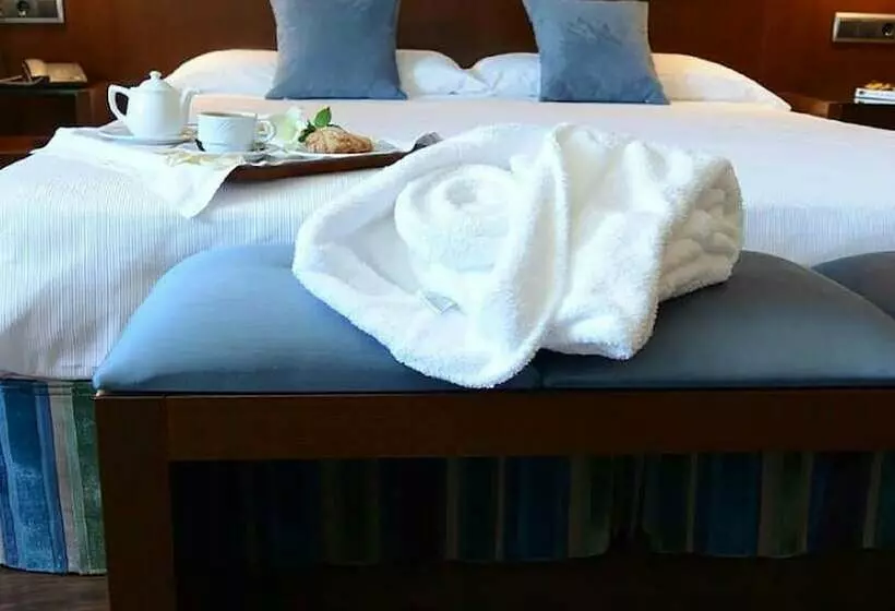 スタンダードトリプルルーム, Hospedium Hotel Mirador De Gredos