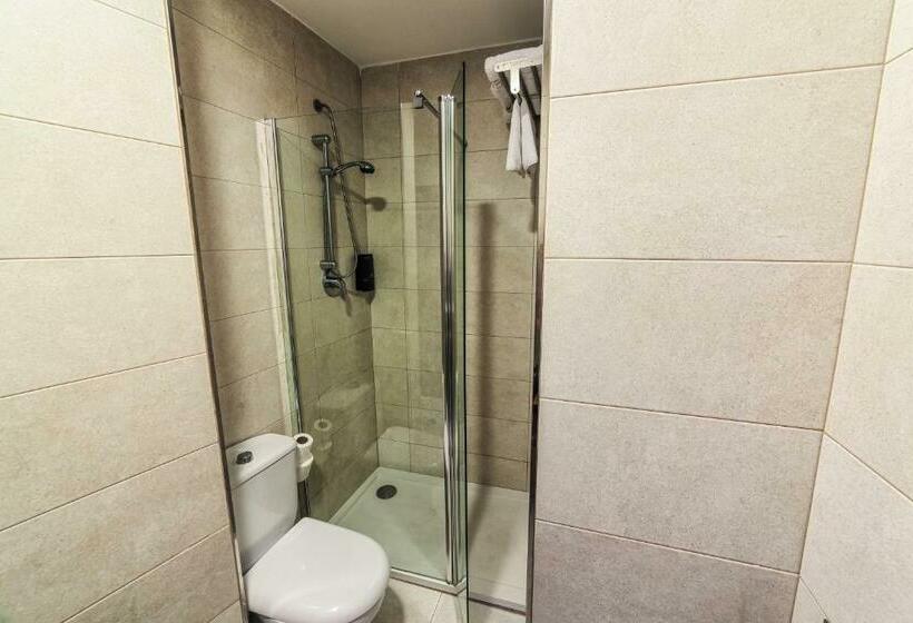 غرفة قياسية, La Perla