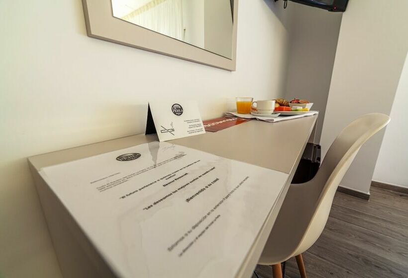 غرفة قياسية, La Perla