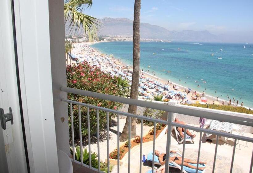 اتاق استاندارد با چشم‌انداز دریا, La Riviera