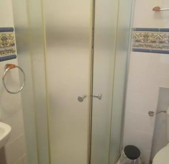 Habitación Economy, Las Salinas
