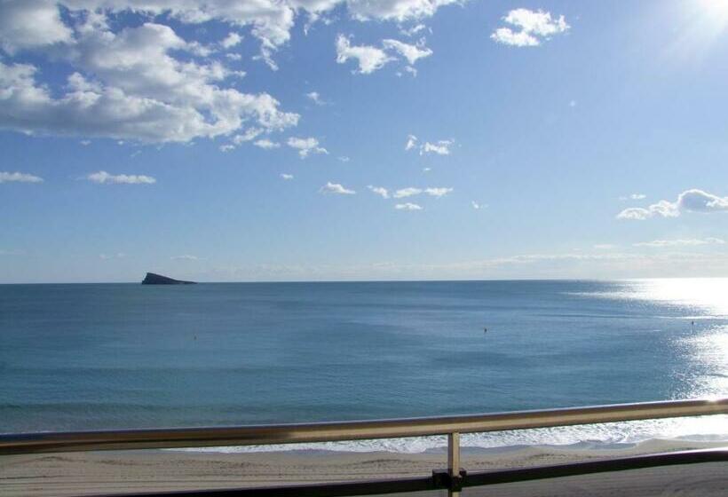 Habitación Estándar Vista Mar, Marconi